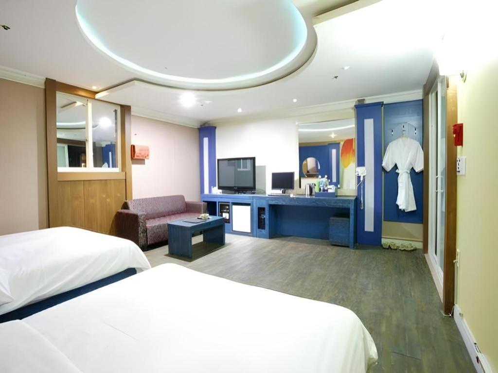 Hotel Head-One Uijeongbu Buitenkant foto