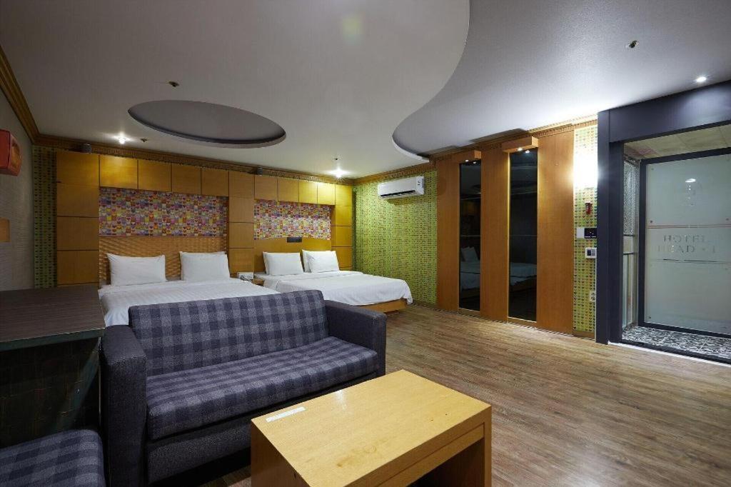 Hotel Head-One Uijeongbu Buitenkant foto