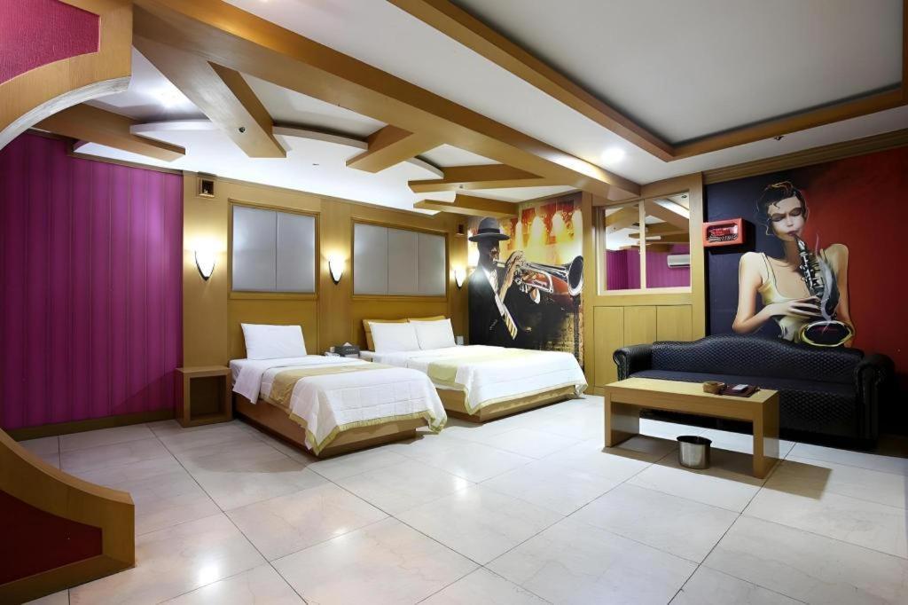 Hotel Head-One Uijeongbu Buitenkant foto