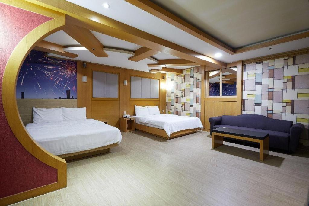 Hotel Head-One Uijeongbu Buitenkant foto